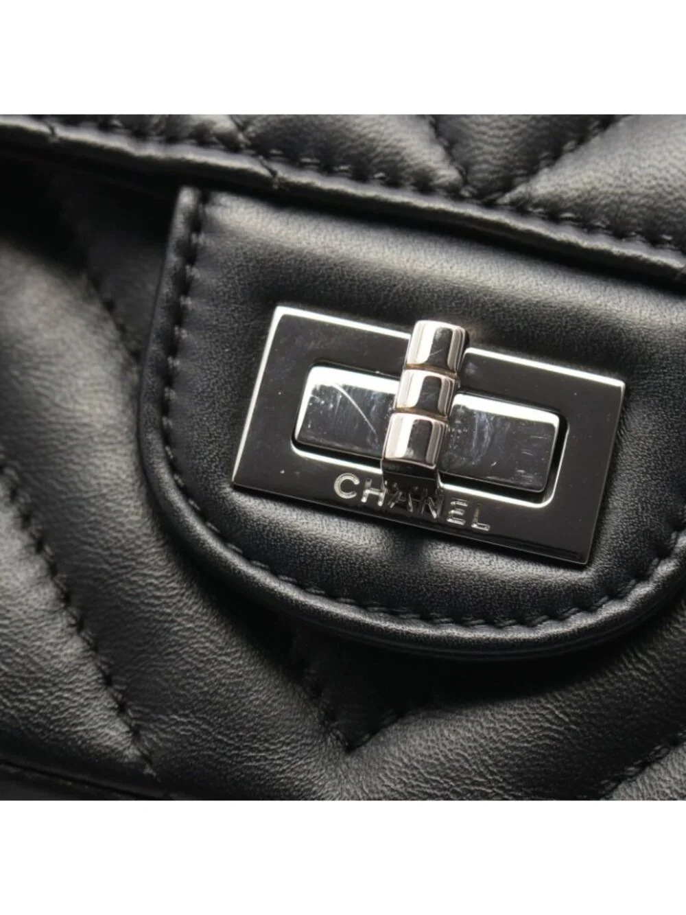CHANEL 02 scuffs authentic